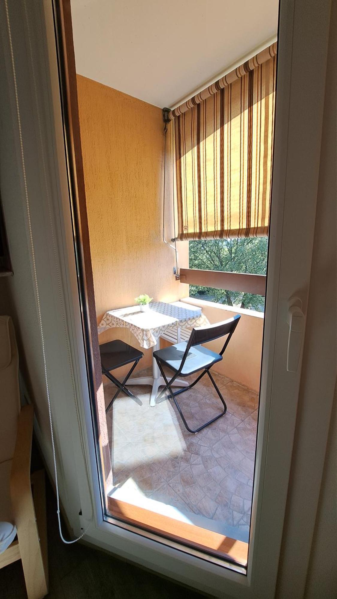 Studio Meuble Cures Thermales Avec Vue Gréoux-les-Bains Dış mekan fotoğraf